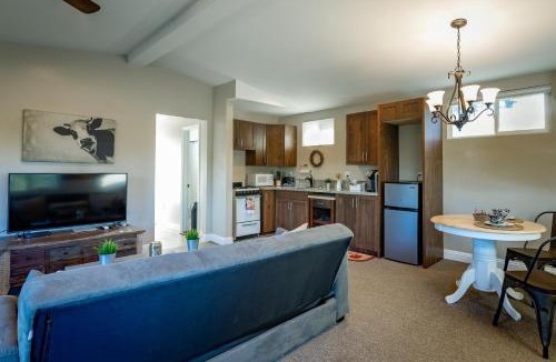 Julian Hotel | Apple Tree Inn