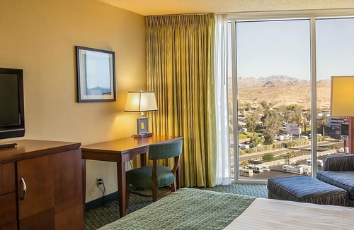 Laughlin Hotel | Aquarius Casino Resort | Luxury 2 Queens | 2 units | Gaming & Dining