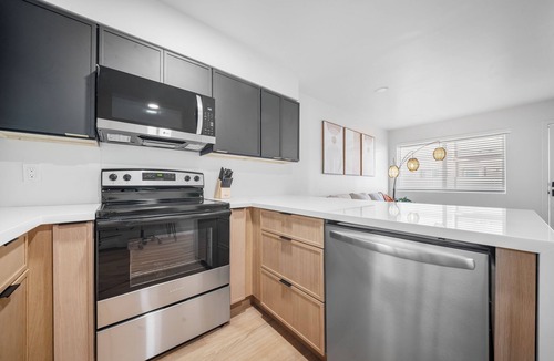 Camelback East Apartment | Arcadia Lite 1BR Retreat with Private Yard + W/D
