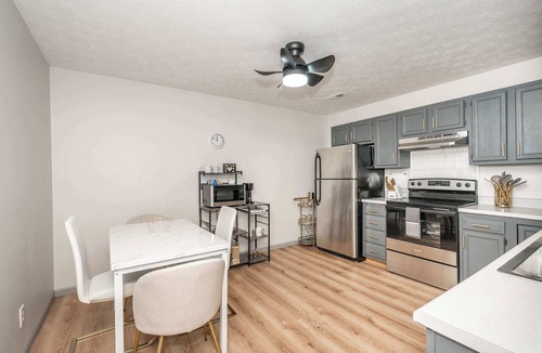 Williamstown Condo | Arkstone Retreat 1 - 4 minutes from the Ark!