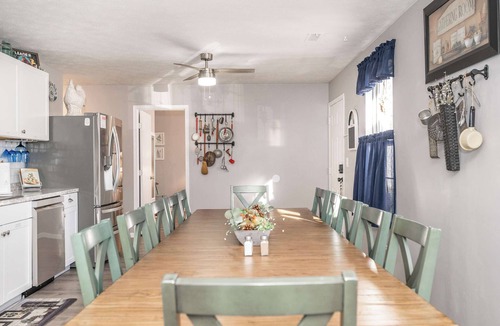 Williamstown Condo | Arkstone Retreat 3 - Only 4 minutes to the Ark!