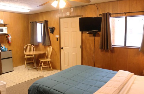 Red River House | Arrowhead 02