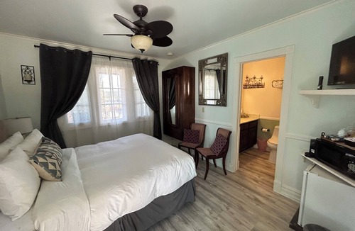 Lake Arrowhead Bed & Breakfast | Arrowhead Lake Inn