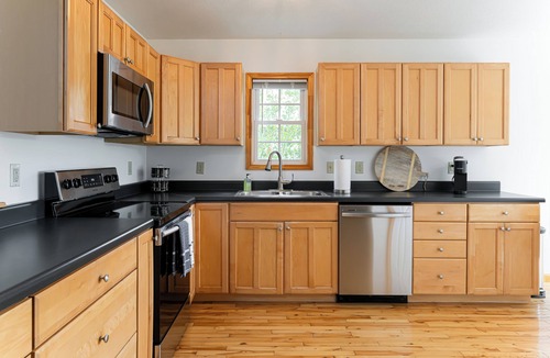 Woodfin House | Asheville Nest - 4 beds/2 bath with game room, pet friendly!