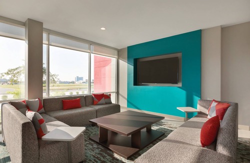 Lexington Hotel | avid hotel Lexington - Hamburg Area by IHG
