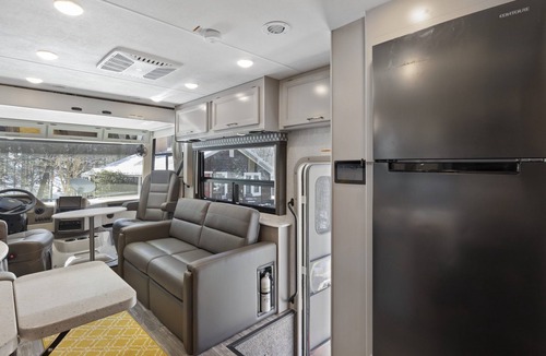 Erwin House | Awesome, brand new, 2022 RV (33ft) Dog Friendly Nature Retreat
