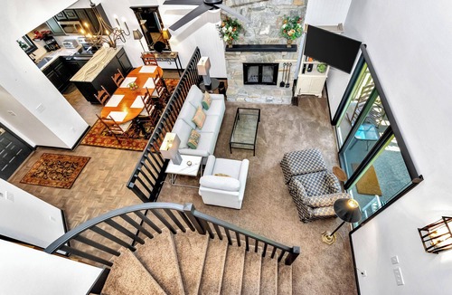 Blowing Rock Condo | Balsam 5 | Fireplace, Restaurant, Pool, Spa