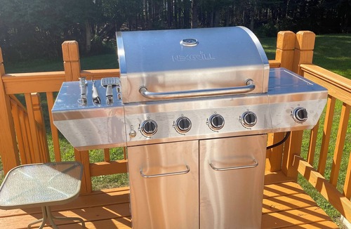 Town Hill House | Bar Harbor 5 bedroom 3 bath with hot tub and large backyard