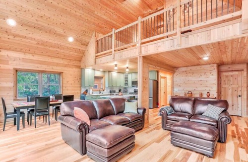 Berkeley Springs Cabin | Base Camp, Private Hot tub