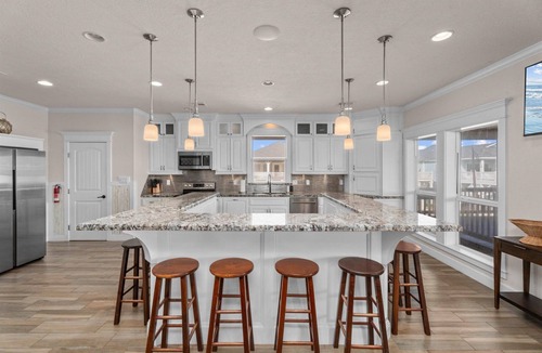 Crystal Beach House | Beachfront 11BR Duo Retreat | Sleeps 67 | Hot Tubs and Pickleball Court