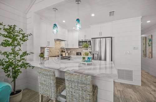 Holmes Beach Condo | Beachfront Paradise 1 ~ Yes, That'S Your View! ~ Specials ~
