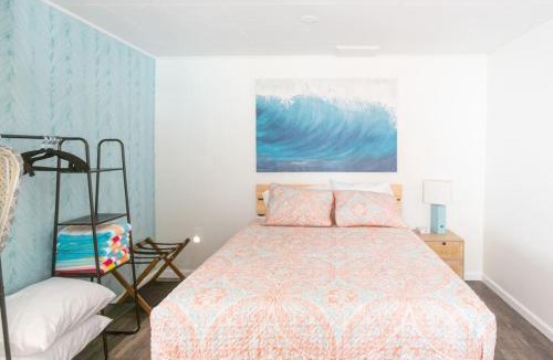 Mission Beach House | Beachside Bungalow steps from sand