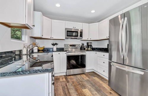 Black Mountain House | Bear Walk Cottage in Black Mountain