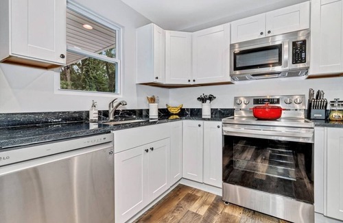 Black Mountain House | Bear Walk Cottage in Black Mountain