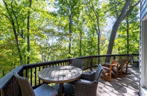 Fleetwood House | Beary Blessed Cabin