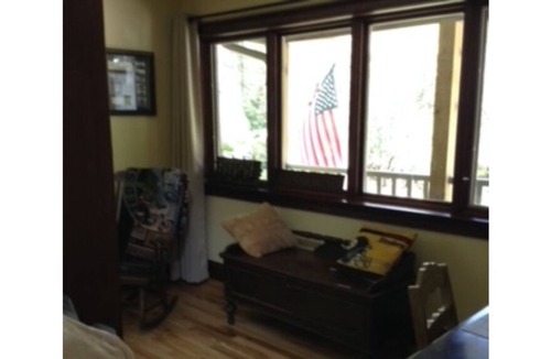 Fayetteville House | Beautiful Creek side 4 Bedroom, 4 Bathroom House