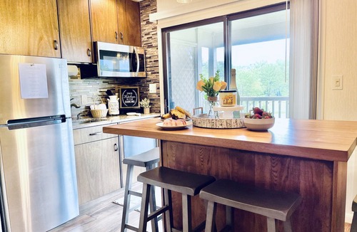 Lake Lure Villa | Beautiful Mountain Studio @ Rumbling Bald Resort🌟Views🌟Pools🌟Golf🌟Dining🌟