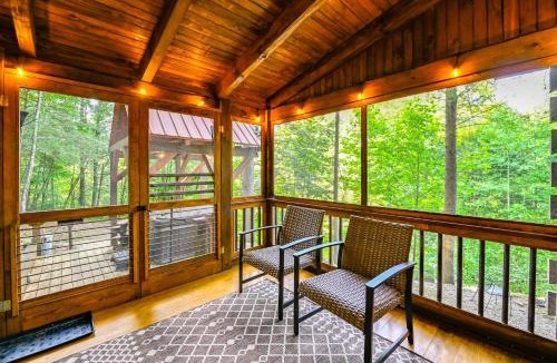 Rogers House | Beautiful Wood Cabin in Red River Gorge