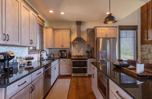 Banner Elk House | Bella Vista - Charming new home with pool table, hot tub, views in Eagles Nest