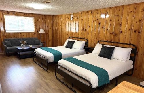Red River Ski Chalet | Bellamy's Ski Haus