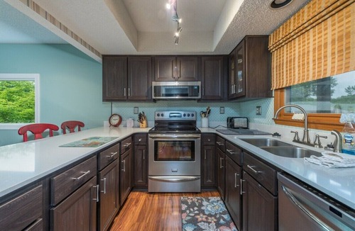 Lake Lure Condo | Bent Creek 28 at Rumbling Bald