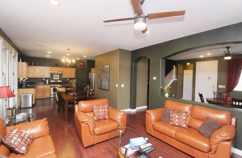 Silverado Ranch House | Best Kept Secret! 4 King Beds ·Hot Tub · 9ft Pool Table · 5 Min to South Point