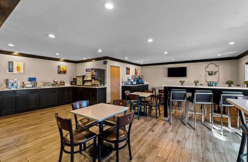 Pine Bluff Hotel | Best Western Presidential Hotel & Suites