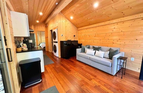 Brevard Cabin | Black Balsam Cabin
