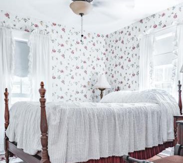 Black Mountain Bed & Breakfast | Black Mountain Inn