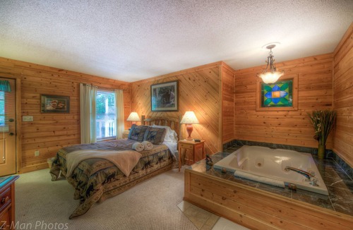 Sevierville Bed & Breakfast | Blue Mountain Mist Country Inn & Spa