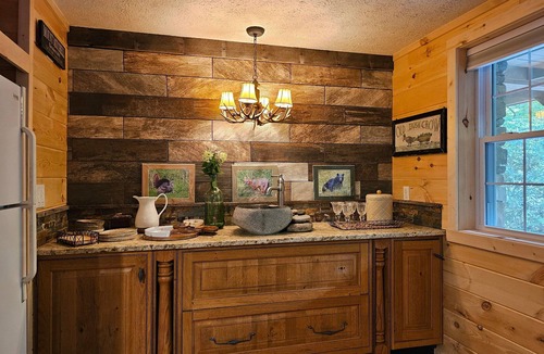 Burnsville Cabin | Blue Ridge Mountain Retreat with Cozy Firepit Terrace.