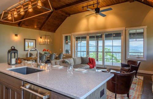 Lenoir House | Blue Ridge Mtn Club Condo C-303