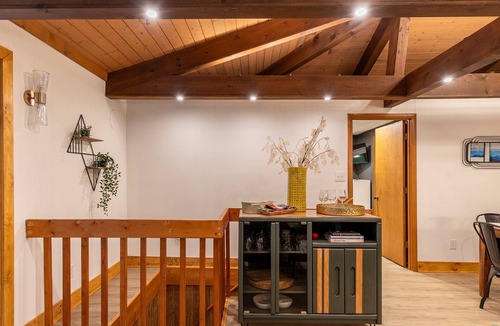 Newland Cabin | Blue Ridge Retreat at Linville Land Harbor - modern home, pet friendly