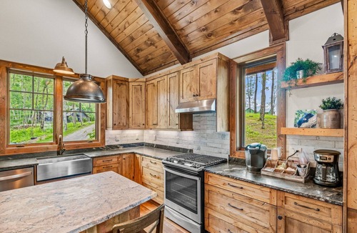 Banner Elk House | Blue Ridge View at Eagles Nest: Hot tub, luxury, pool table, views, firepit, pet friendly!