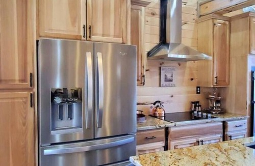 Frenchburg Cabin | Blue Sky Cabin Red River Gorge - Hot Tub Wi-Fi