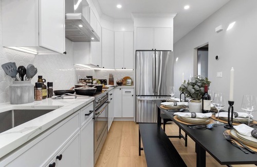 East Somerville Apartment | Boston Style 2BR2BTH/Near Boston + New Build