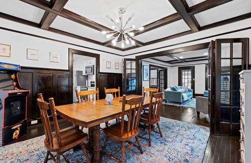 Frankfort House | Bourbon Trail Home Near Buffalo Trace & Downtown