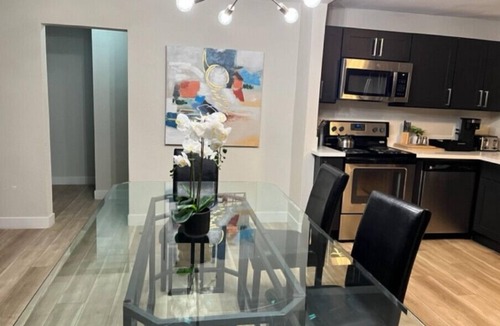 Downtown Las Vegas House | Brand new listing introductory discounted rate/Downtown LV Jewel/2 BD 2 Bath Hse