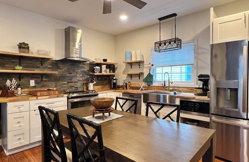 East Providence Apartment | Bright & Cozy 2-Bed Home w Free Parking & Laundry”