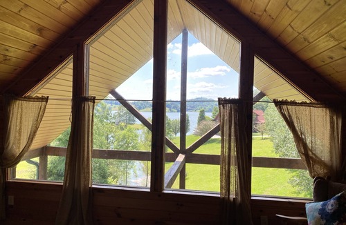 Sevierville Cabin | Bring the boat! 2 bedroom cabin on Flat Creek on Douglas Lake with lake access