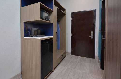 Asheville Hotel | Brookstone Lodge near Biltmore Village, an Ascend Collection Hotel