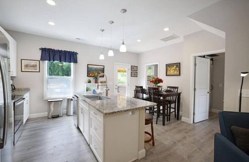 Black Mountain House | Bungalow Dream w Hot Tub, Fenced Yard & Fire Pit