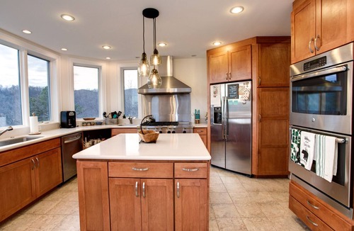 Black Mountain House | Burnt Ridge Retreat | Luxury Black Mountain Home w/Game Room & Mountain Views