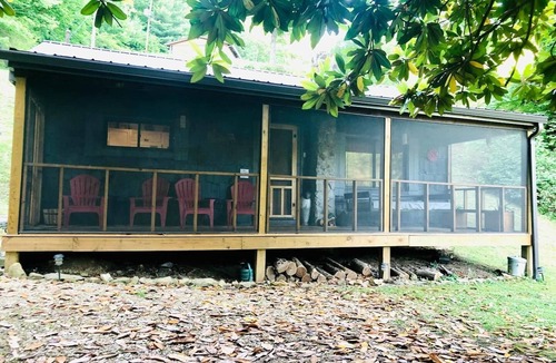 Butler Cabin | CABIN AT THE COVE at Watauga Lake!