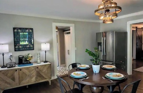 Altamont Cabin | Cabin Near Ski & Wineries. Mountain & meadow views, large lawn & your own creek!