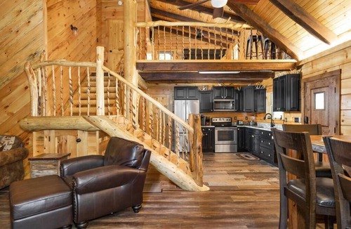 Slade Cabin | Cabin of Freedom Falls |Private Waterfall, Hot Tub | Secluded & Luxury Log Cabin Retreat