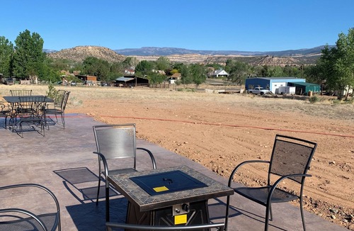 Escalante Apartment | Calf Creek Cottage-Cozy home with amazing views!