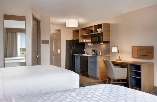 Asheville Hotel | Candlewood Suites Asheville Downtown by IHG