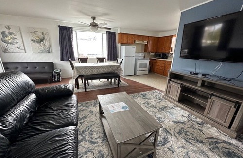 Charleston Hotel | Capt John's Motel