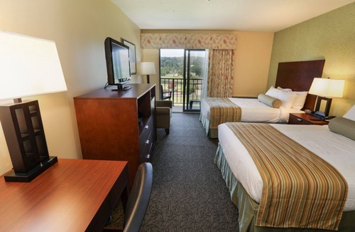 Fairfield Hotel | Carroll Valley Stay | Golf View Double Room